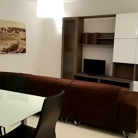 Stylish With Pool Marsaskala