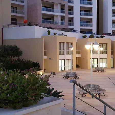 Apartman Stylish With Pool